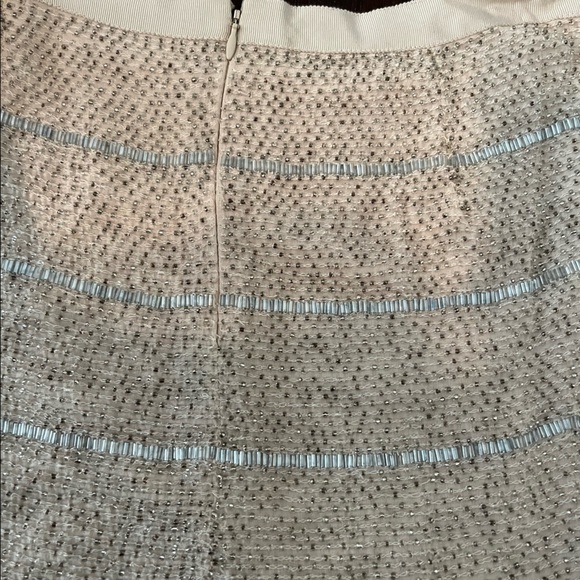 Gryphon Cream Silver Silk Beaded Raw Hem Mini Skirt Size Medium - Picture 5 of 7